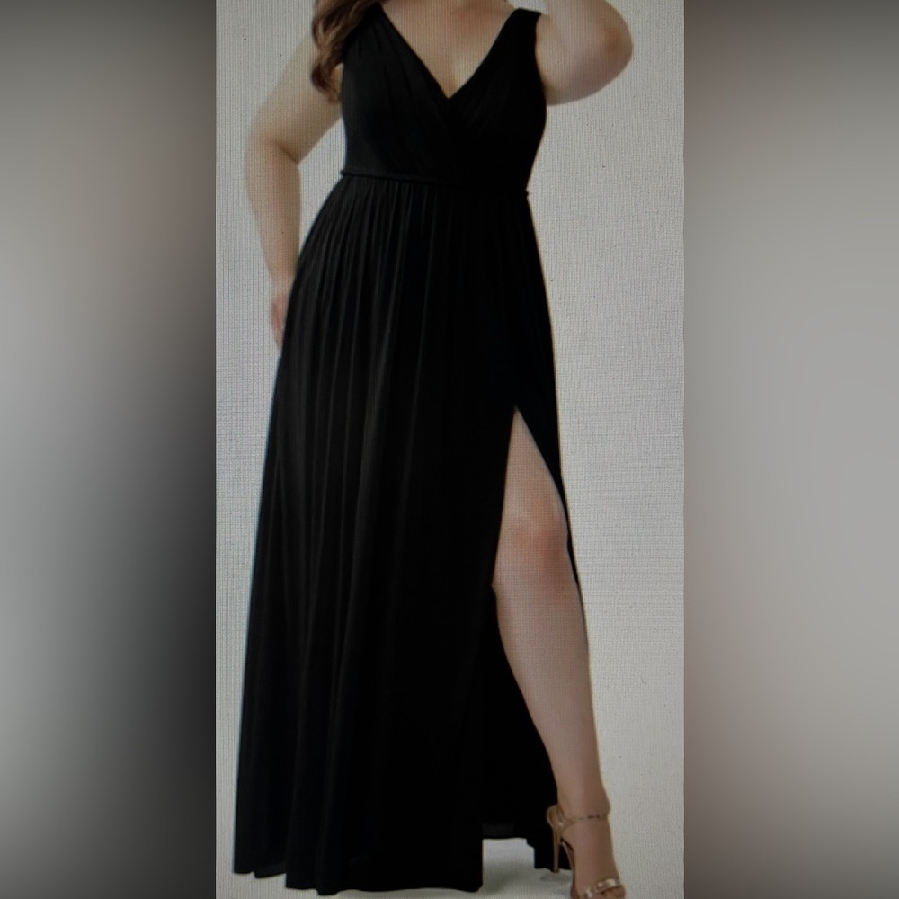 Azazie Tanicia Elegant Black Sleeveless Maxi Dress Formal Wear Size 20 NWT